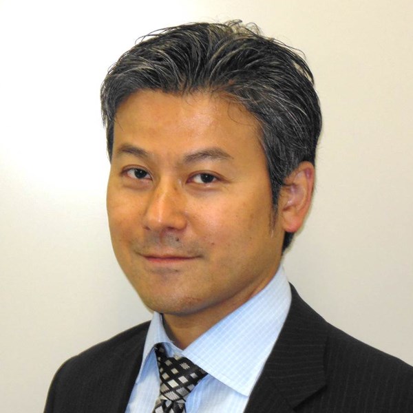 Toshikazu Okuya 
